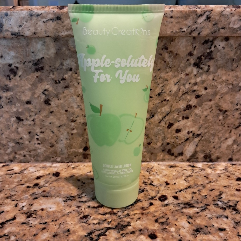 Beauty Creations Double Dose Layer Lotion Apple Solutely For You